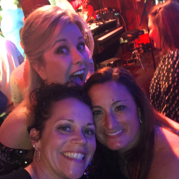 Meet your Posher, Allison - Picture 3 of 8